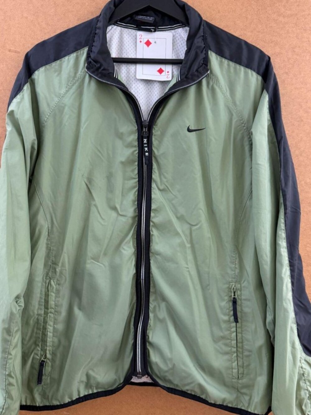 Nike Full-Zip Windbreaker in Sage Green with Black Panels Size M